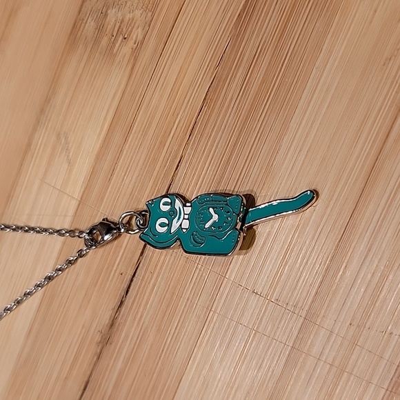 Emerald Green Kit-Cat Klock clock clip on charm necklace - Picture 2 of 5